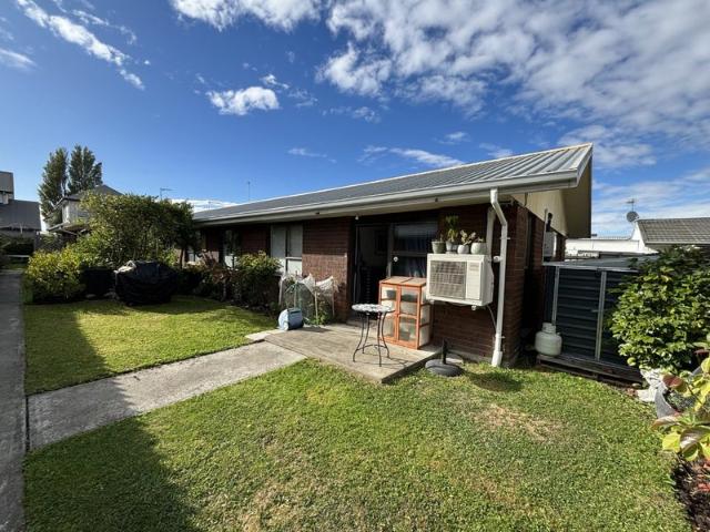 Apartment for rent in Heathcote, Canterbury