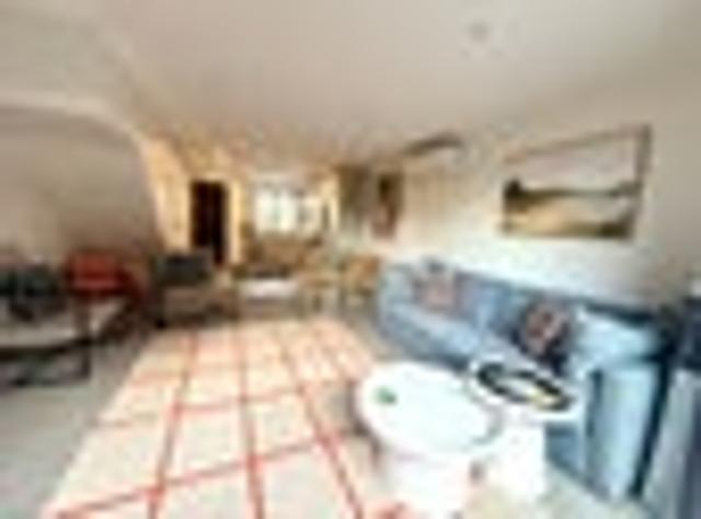 Townhouse for rent in Saint Albans, Canterbury