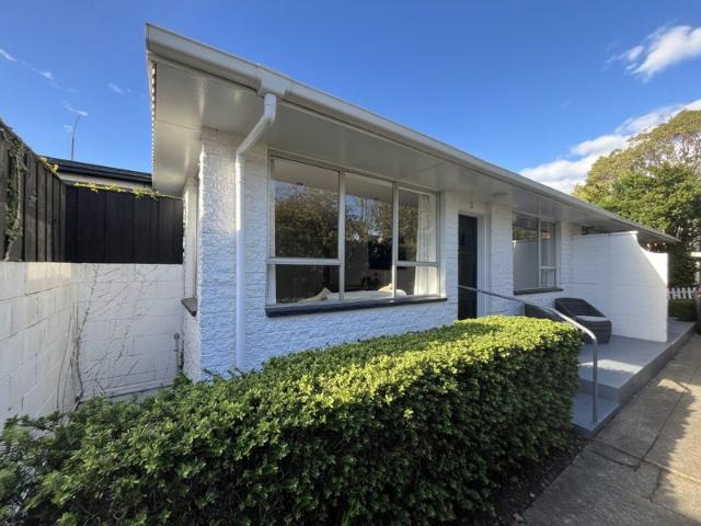Apartment for rent in Heathcote, Canterbury