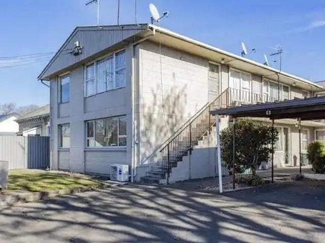 Apartment for rent in Heathcote, Canterbury