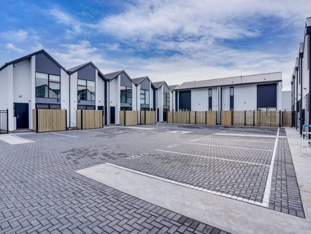 House for rent in Saint Albans, Canterbury