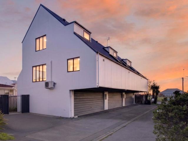 House for rent in Heathcote, Canterbury