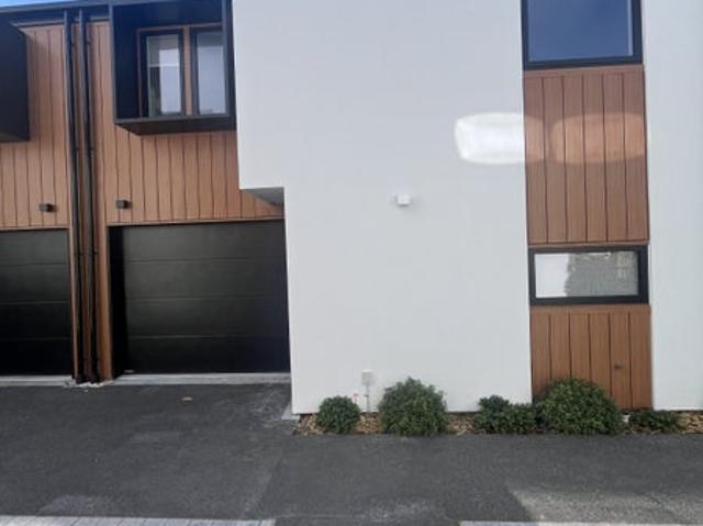 House for rent in Saint Albans, Linwood-Central-Heathcote Community