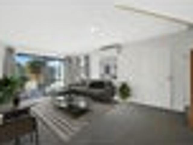 Townhouse for rent in Edgeware, Canterbury