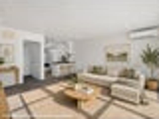 Townhouse for rent in Heathcote, Canterbury