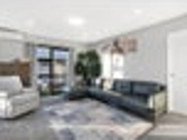 Townhouse for rent in Heathcote, Canterbury