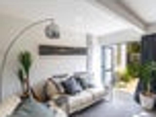 Townhouse for rent in Saint Albans, Canterbury
