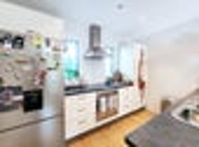 Townhouse for rent in Heathcote, Canterbury