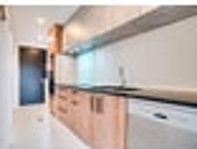 Townhouse for rent in Saint Albans, Canterbury