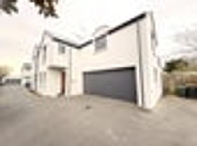 House for rent in Heathcote, Canterbury
