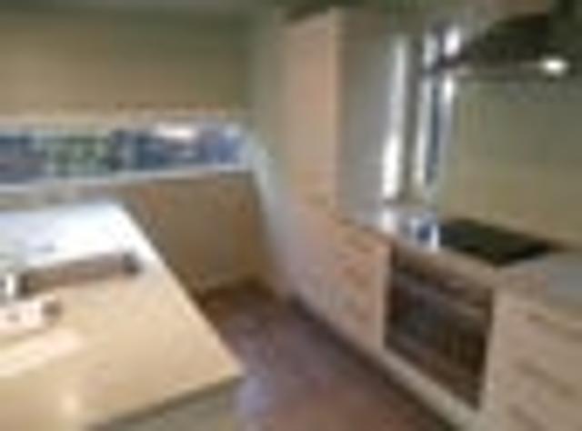 Townhouse for rent in Heathcote, Canterbury