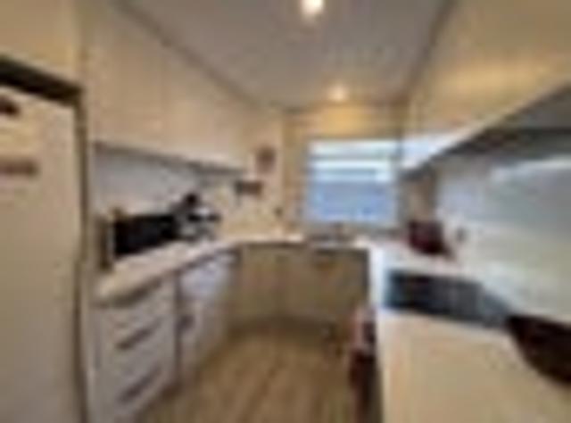Townhouse for rent in Heathcote, Canterbury