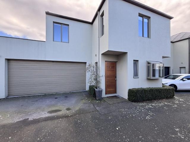 House for rent in Heathcote, Canterbury