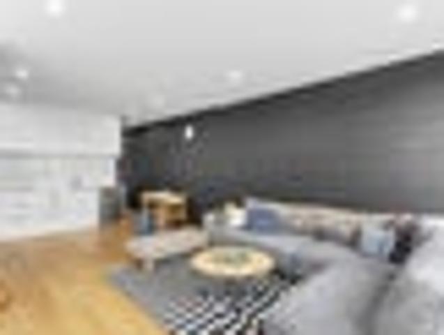 Townhouse for rent in Heathcote, Canterbury