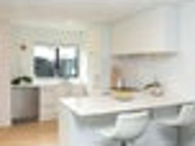 Townhouse for rent in Saint Albans, Canterbury