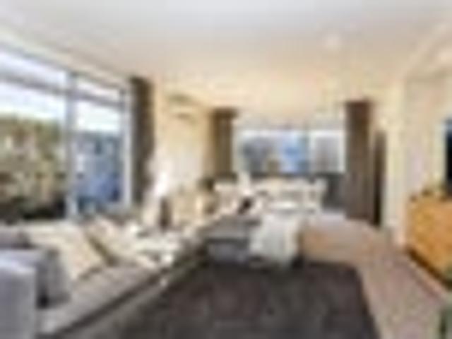 Townhouse for rent in Heathcote, Canterbury