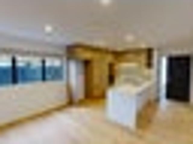 Townhouse for rent in Heathcote, Canterbury