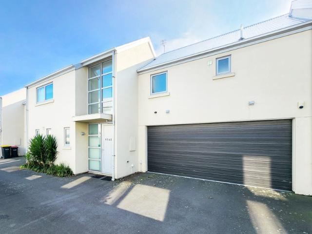 House for rent in Heathcote, Canterbury