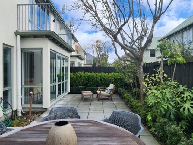 House for rent in Heathcote, Canterbury