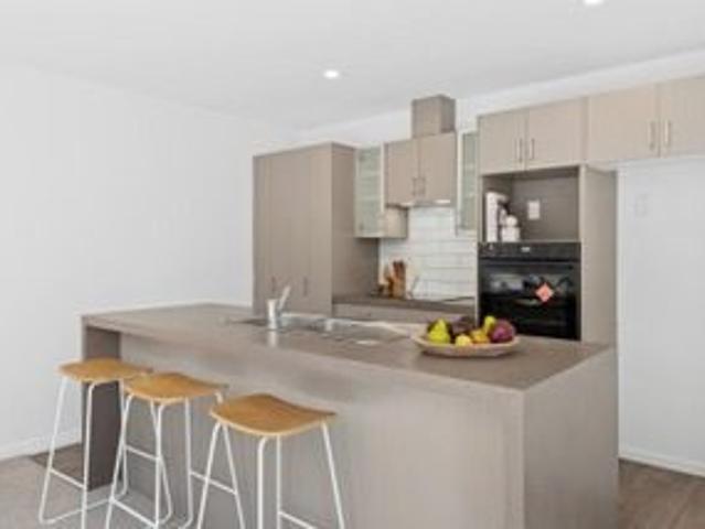 House for rent in Saint Albans, Canterbury