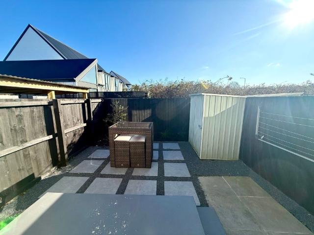 Townhouse for rent in Saint Albans, Canterbury