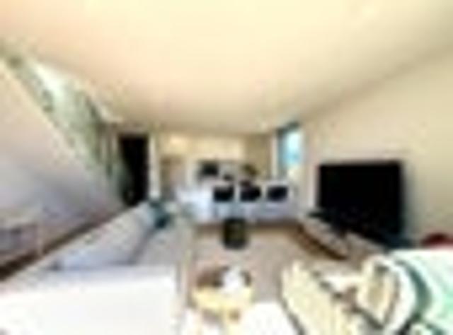 Townhouse for rent in Saint Albans, Canterbury