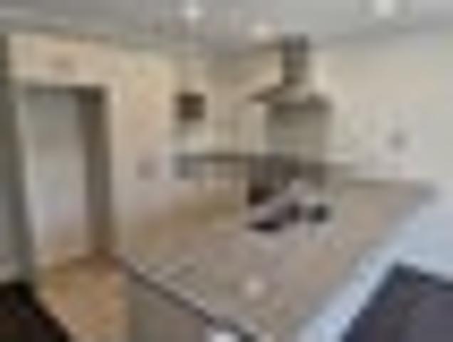 Townhouse for rent in Heathcote, Canterbury