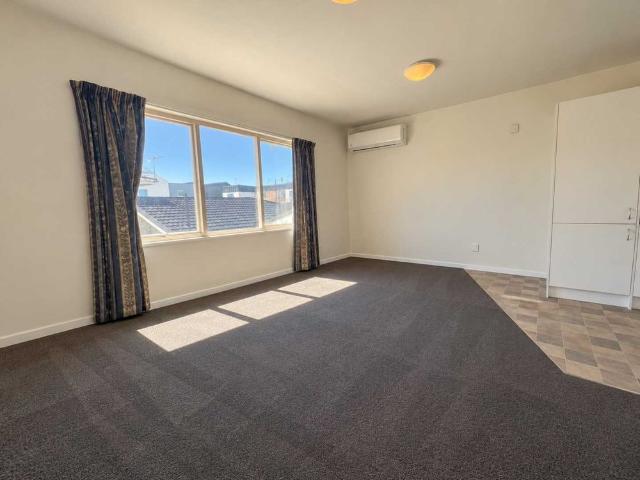 Townhouse for rent in Saint Albans, Linwood-Central-Heathcote Community