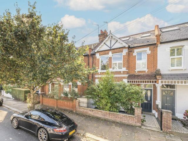 Apartment for rent in London Borough of Ealing, Greater London