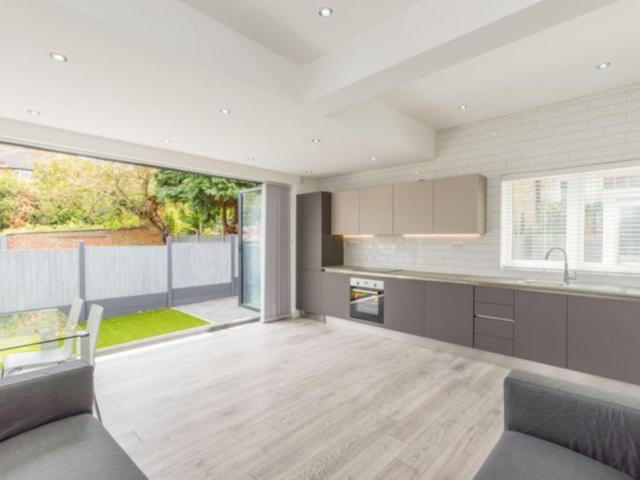 Apartment for rent in London Borough of Redbridge, Greater London
