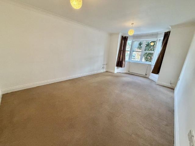 Apartment for rent in Charminster, Bournemouth