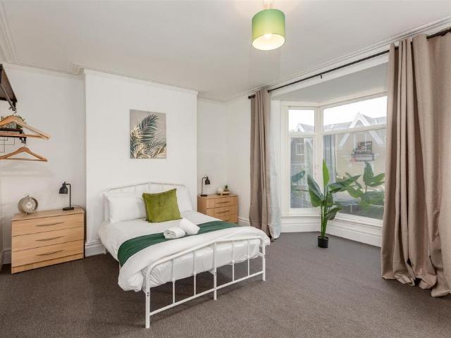 House for rent in Nangreaves, Wales