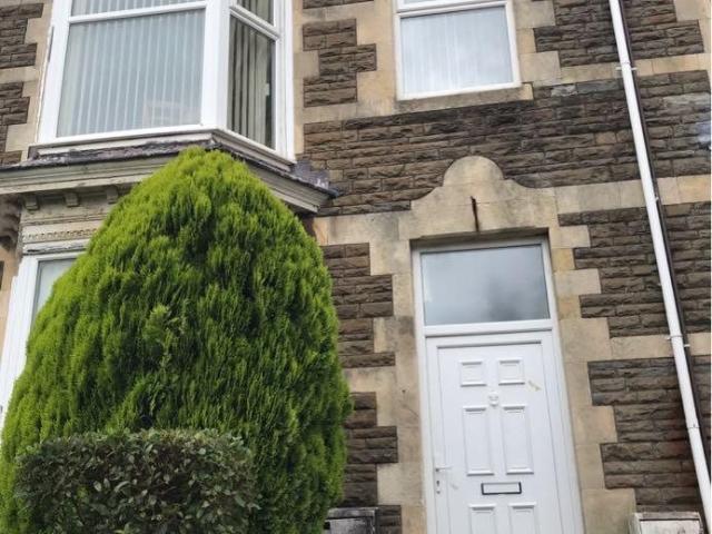 House for rent in Nangreaves, Wales
