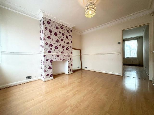 House for rent in New Town, Monks Orchard