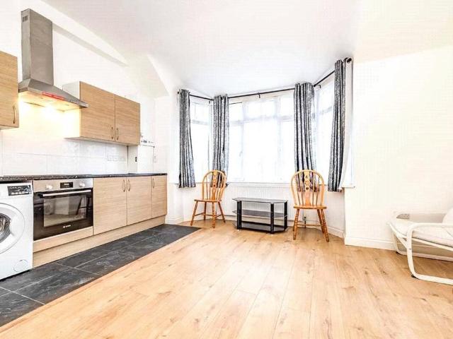 Apartment for rent in North Watford, Watford