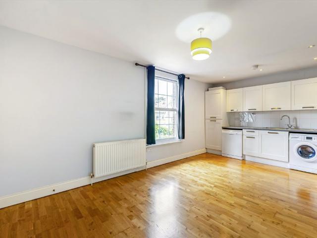 Apartment for rent in North Watford, Watford