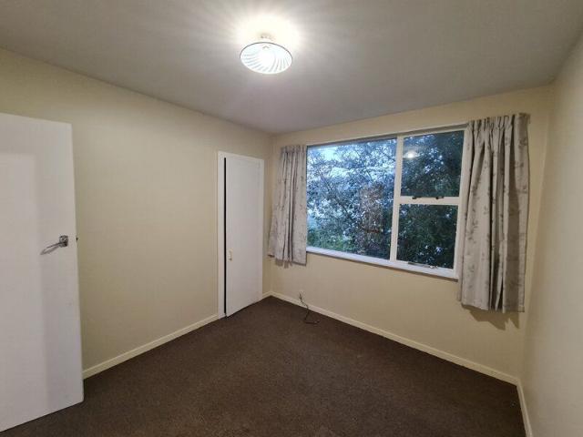 Room for rent in Heathcote, Canterbury