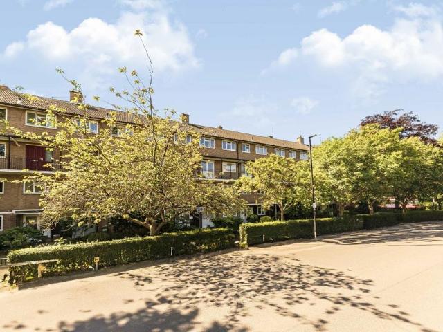 House for rent in Dartmouth Park, Greater London