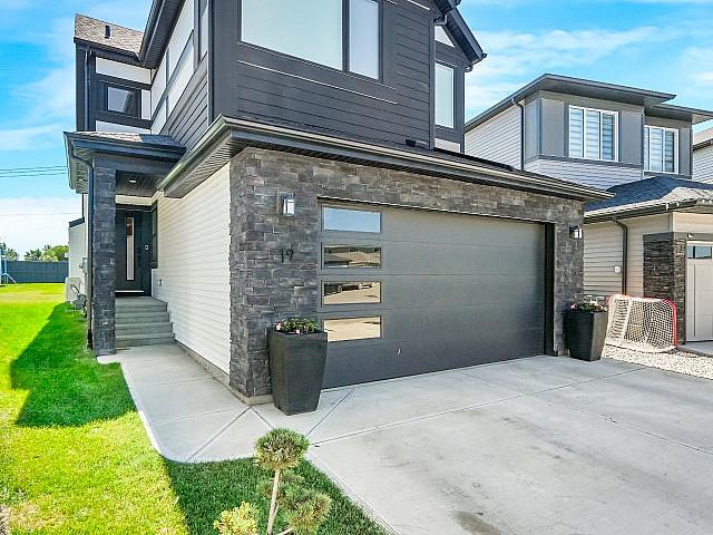 Condo for sale in Saint Albert, Alberta
