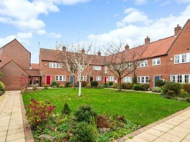 House for sale in High Field, York