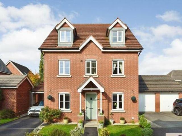 House for sale in Lyons, Greater London
