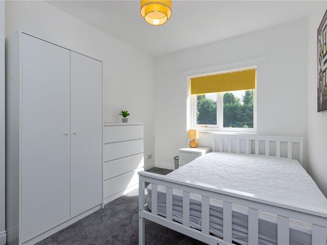 Room for rent in Poolfields, Butterton