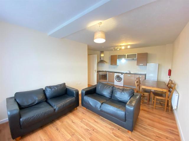 House for rent in Salford, Greater Manchester