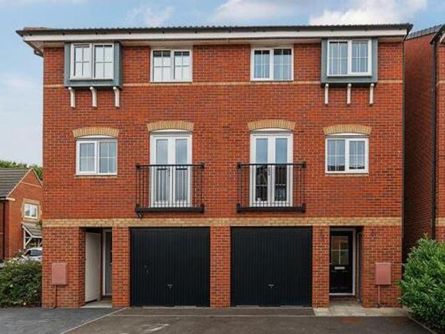 House for sale in Swindon