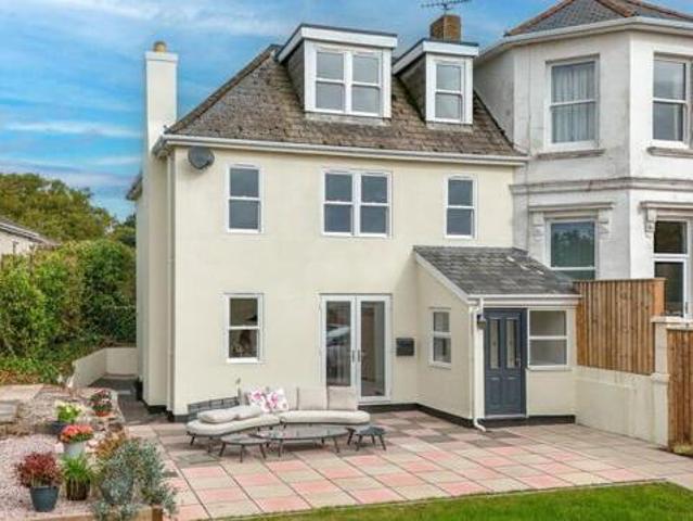 House for sale in Goodrington, Livermead