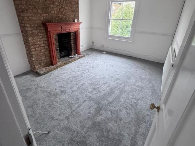 Apartment for rent in Royal Borough of Kingston upon Thames, Greater London