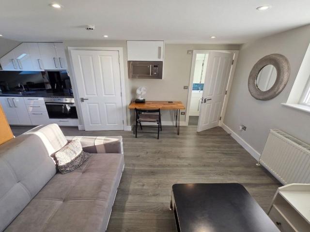 Studio for rent in London Borough of Ealing, Greater London