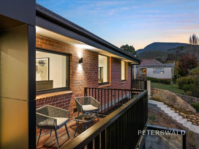 Townhouse for rent in Lenah Valley, Hobart