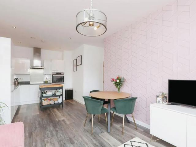 Apartment for rent in Lakenham, East Bank