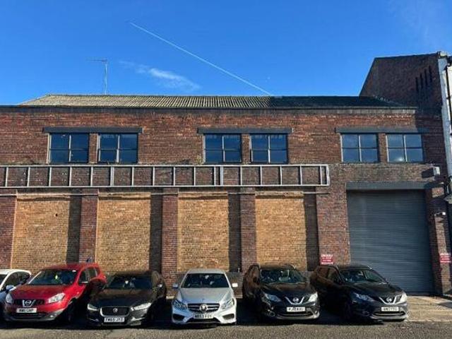 House for sale in Calderstones